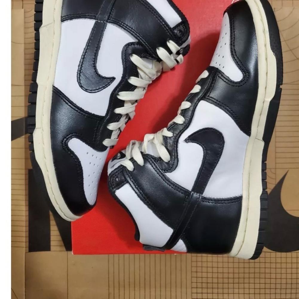 Nike Dunk High Vintage Black - Picture 3 of 7